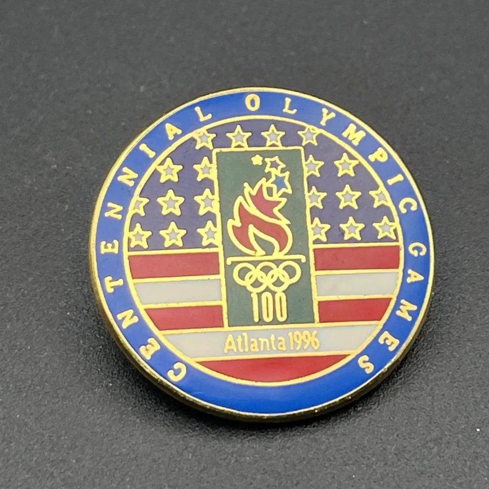1996 Atlanta Olympic Games Centennial American Flag Background Lapel‎ Hat Pin